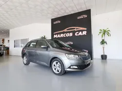 Cinzento Usado 2022 Skoda Fabia Carrinha | € 14.900 (Preço justo)