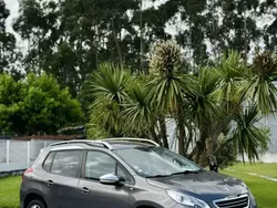 Cinza Usado 2014 Peugeot 2008 Style SUV | € 10.800 (Preço justo)