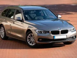 Cinzento Usado 2018 BMW 318 Carrinha | € 17.990