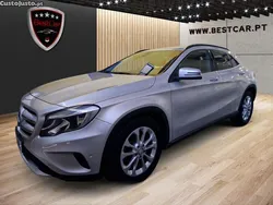 Cinza Usado 2017 Mercedes GLA180 SUV | € 22.950 (Preço justo)