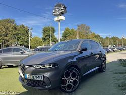 Cinza Usado 2023 Alfa Romeo Tonale Edizione Speciale SUV | € 32.500 (Preço justo)