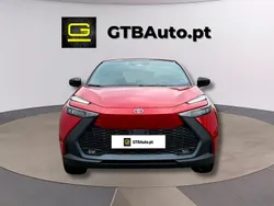 Vermelho Usado 2024 Toyota C-HR Team SUV | € 34.900 (Preço justo)