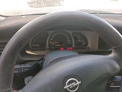 Usado 2000 Opel Vectra Sedan | € 2.500