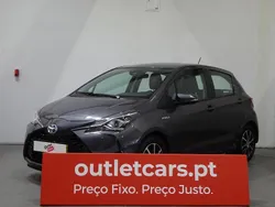 Cinzento escuro metalizado Usado 2019 Toyota Yaris Hybrid Comfort | € 15.250 (Bom preço)