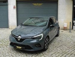 Cinzento Usado 2022 Renault Clio V LIMITED | € 13.950 (Bom preço)