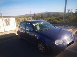 Usado 2000 VW Golf IV Highline Sedan | € 2.500 (Preço justo)