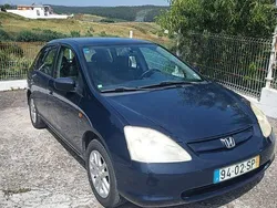 Usado 2001 Honda Civic Sedan | € 2.900