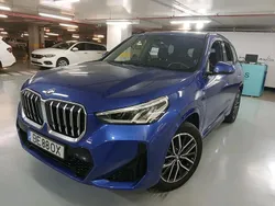 Azul Usado 2023 BMW X1 SUV | € 44.700