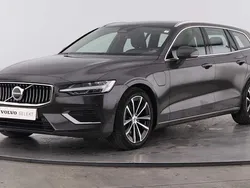 Castanho Usado 2024 Volvo V60 Carrinha | € 43.900 (Preço justo)