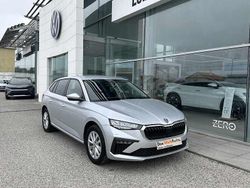 Cinzento Usado 2024 Skoda Scala Citadino | € 20.990 (Preço justo)
