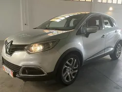 Cinzento Usado 2015 Renault Captur SUV | € 13.500 (Preço justo)