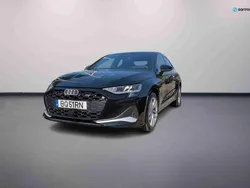 Cinzento Usado 2024 Audi A3 Advanced Sedan | € 34.990 (Caro)