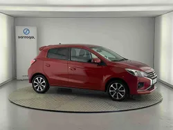 Vermelho Usado 2024 Mitsubishi Space Star Edition | € 13.990 (Preço justo)