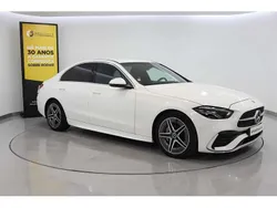 Branco Usado 2022 Mercedes C300 AMG line Sedan | € 46.980 (Preço justo)