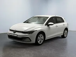 Branco Usado 2023 VW Golf VIII Life | € 24.750 (Preço justo)