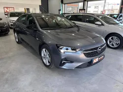 Cinza Usado 2021 Opel Insignia Business Sedan | € 17.900 (Preço justo)