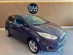 Cinza Usado 2014 Ford Fiesta Trend Citadino | € 8.750 (Preço justo)