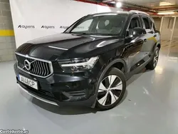 Preto Usado 2021 Volvo XC40 Inscription SUV | € 30.400 (Preço justo)