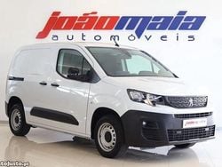 Branco Usado 2024 Peugeot Partner Van | € 18.900 (Preço justo)