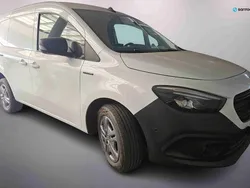 Branco Novo 2025 Mercedes eCitan | € 44.000