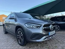Cinzento Usado 2023 Mercedes GLA180 Progressive SUV | € 44.900 (Preço elevado)