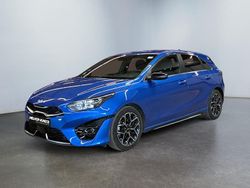 Azul Usado 2023 Kia Ceed GT GT-Line | € 24.990