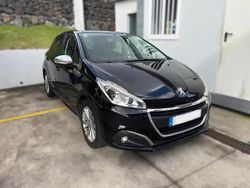 Preto Usado 2017 Peugeot 208 Allure Citadino | € 11.490 (Caro)
