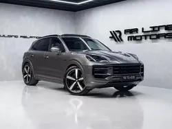 Cinzento Usado 2023 Porsche Cayenne SUV | € 114.950