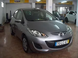 Cinzento Usado 2010 Mazda 2 | € 8.200