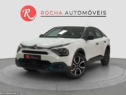 Branco Usado 2022 Citroën e-C4 Feel Citadino | € 19.899 (Preço justo)