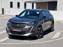 Cinzento Usado 2023 Peugeot 2008 Allure SUV | € 21.500 (Preço justo)