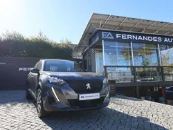 Cinzento Usado 2023 Peugeot 2008 SUV | € 18.480 (Bom preço)