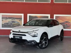 Branco Usado 2022 Citroën C4 Feel Citadino | € 20.990 (Preço justo)