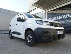 Branco Usado 2021 Peugeot Partner Monovolume | € 13.500 (Bom preço)