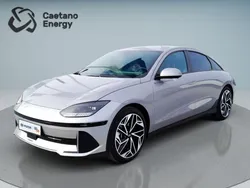 Cinzento claro Usado 2023 Hyundai Ioniq 6 Sedan | € 43.900 (Bom preço)
