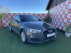 Cinzento Usado 2018 Audi A3 Design | € 18.990 (Preço justo)