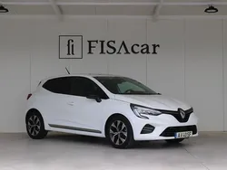 Branco Usado 2023 Renault Clio V LIMITED | € 16.900 (Preço justo)