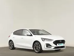 Branco Usado 2023 Ford Focus | € 21.490 (Preço justo)