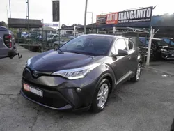 Cinzento Usado 2022 Toyota C-HR SUV | € 24.800 (Bom preço)