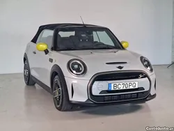 Branco Usado 2023 Mini Cooper Coupé Coupé | € 44.950
