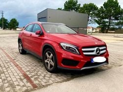 Vermelho Usado 2015 Mercedes GLA220 SUV | € 19.750