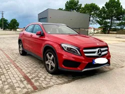 Mercedes GLA220