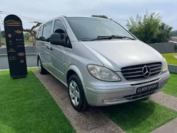 Cinza Usado 2009 Mercedes Vito Monovolume | € 13.900