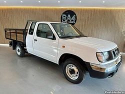 Branco Usado 2000 Nissan King Pickup | € 12.990
