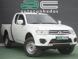 Branco Usado 2015 Mitsubishi L200 Pickup | € 19.750