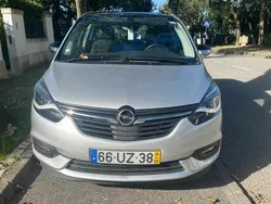 Cinzento Usado 2018 Opel Zafira Monovolume | € 16.500 (Preço justo)