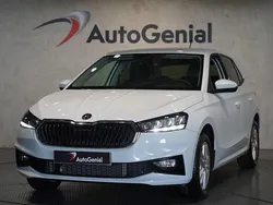 Branco Novo 2025 Skoda Fabia Selection Citadino | € 21.990