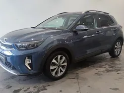 Azul Usado 2023 Kia Stonic SUV | € 18.750 (Preço elevado)