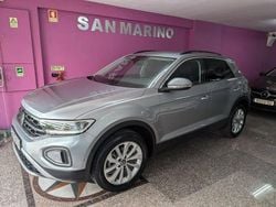 Cinza Usado 2024 VW T-Roc SUV | € 23.600 (Preço justo)
