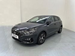 Cinza Usado 2023 Hyundai i30 Style | € 18.990 (Bom preço)